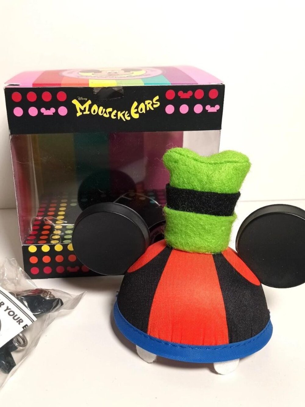 Vintage Disney MousekeEars Goofy Mini Ear Hat Keychain Boxed